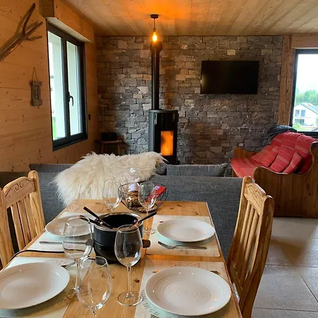 L'ecureuil: Spacious Chalet-style Duplex With Mountain Views Apartment Epagny Metz-Tessy