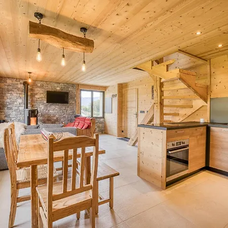 Apartment L'ecureuil: Spacious Chalet-style Duplex With Mountain Views Epagny Metz-Tessy